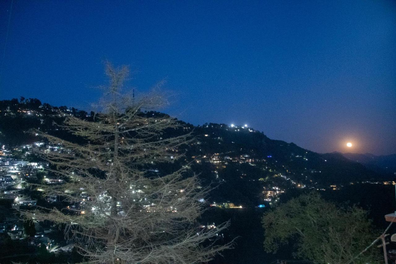 Irish Town Mussoorie Hotel ภายนอก รูปภาพ