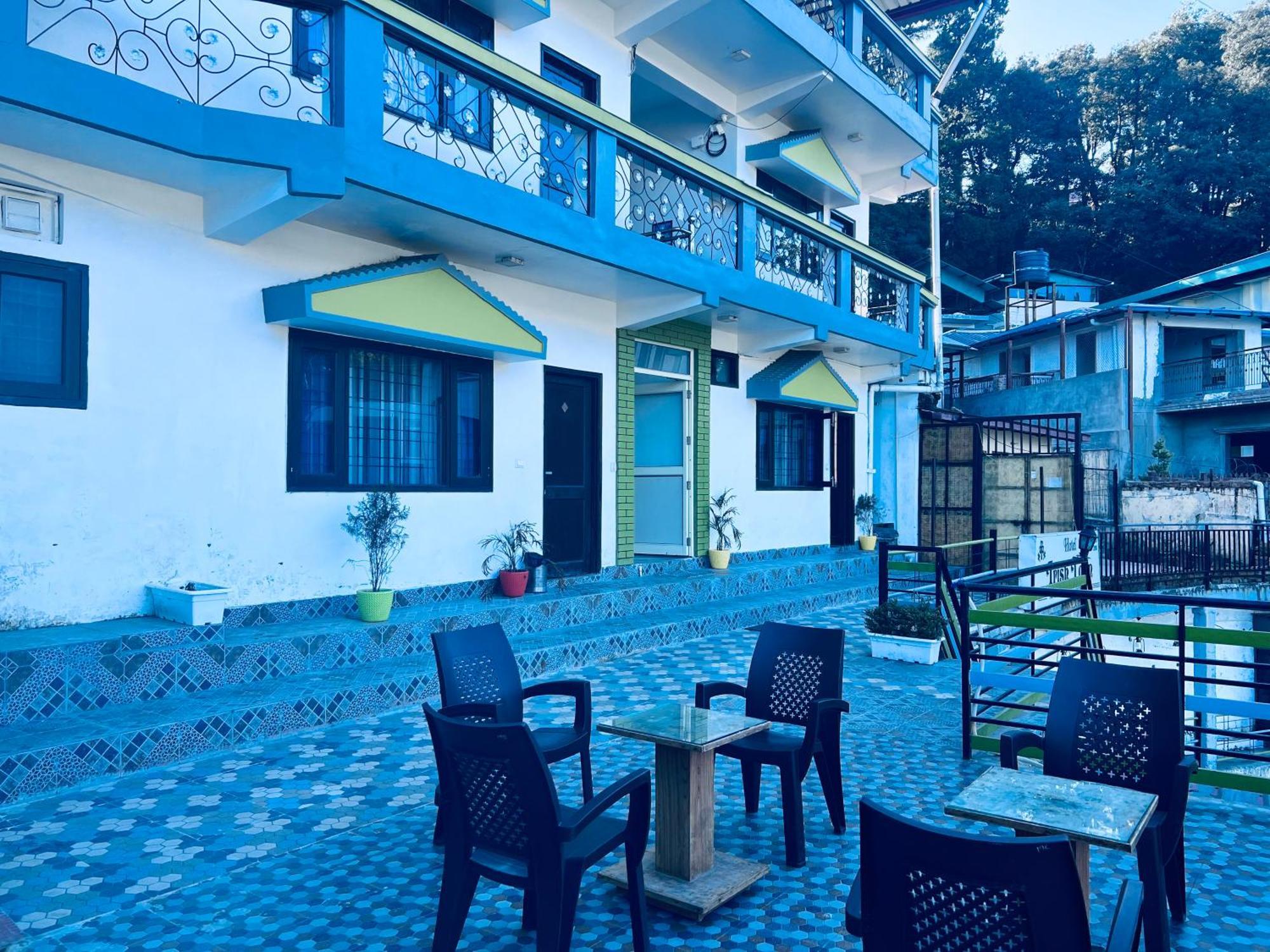 Irish Town Mussoorie Hotel ภายนอก รูปภาพ